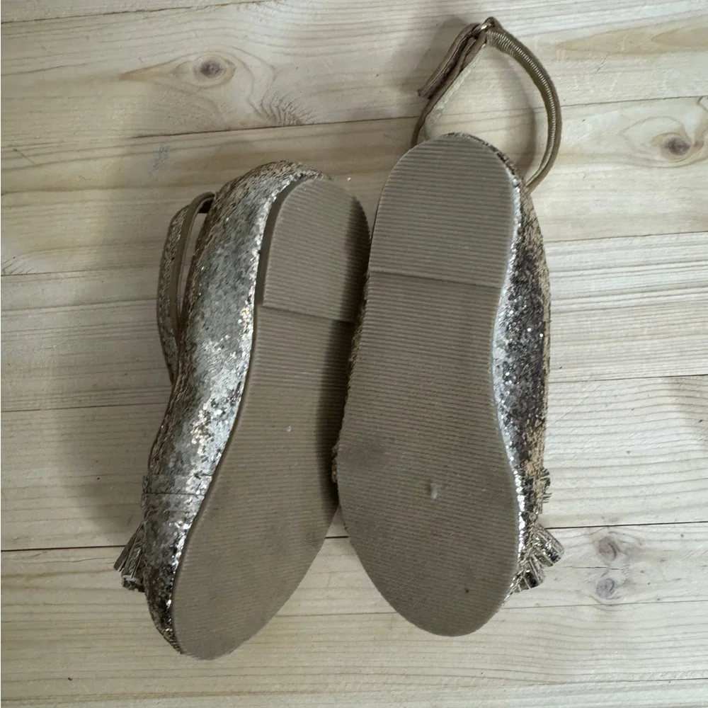 Joyfolie Penelope Gold Glitter Kids Shoes with Tassels. Great Cond. Size 9
